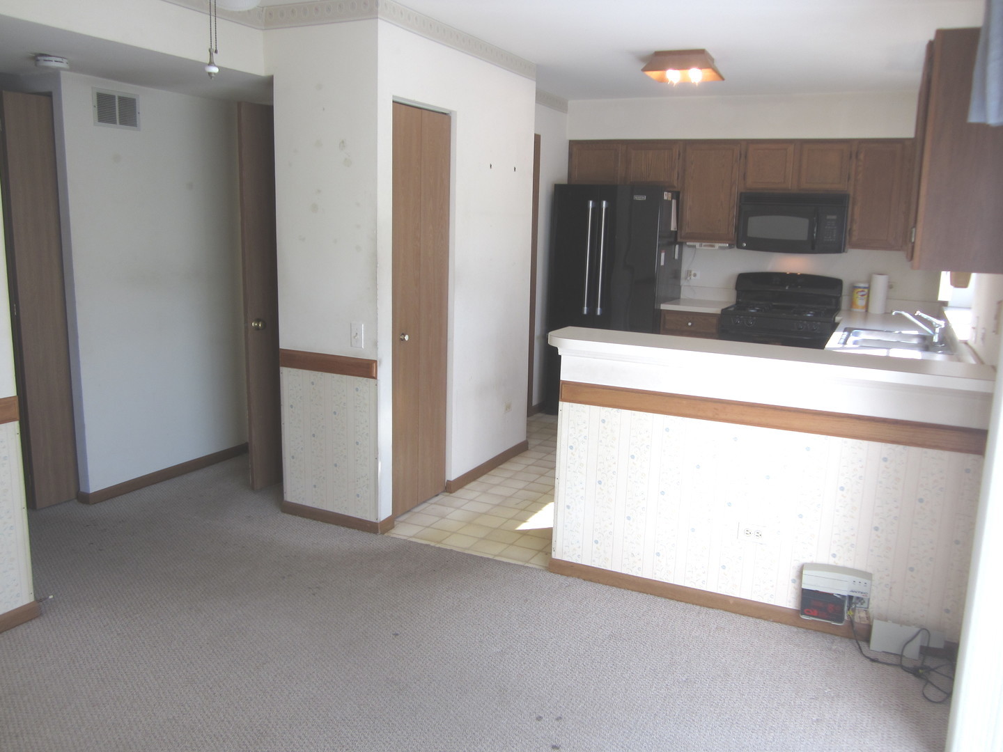 Homes for sale in Streamwood, IL | 28 N Oltendorf Rd, Streamwood, IL 60107 | MLS# 12490240