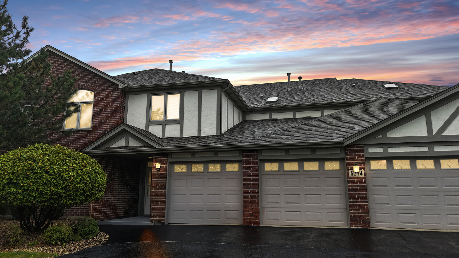 Homes for sale in Tinley Park, IL | 6254 Kallsen Dr #4, Tinley Park, IL 60477 | MLS# 12491334