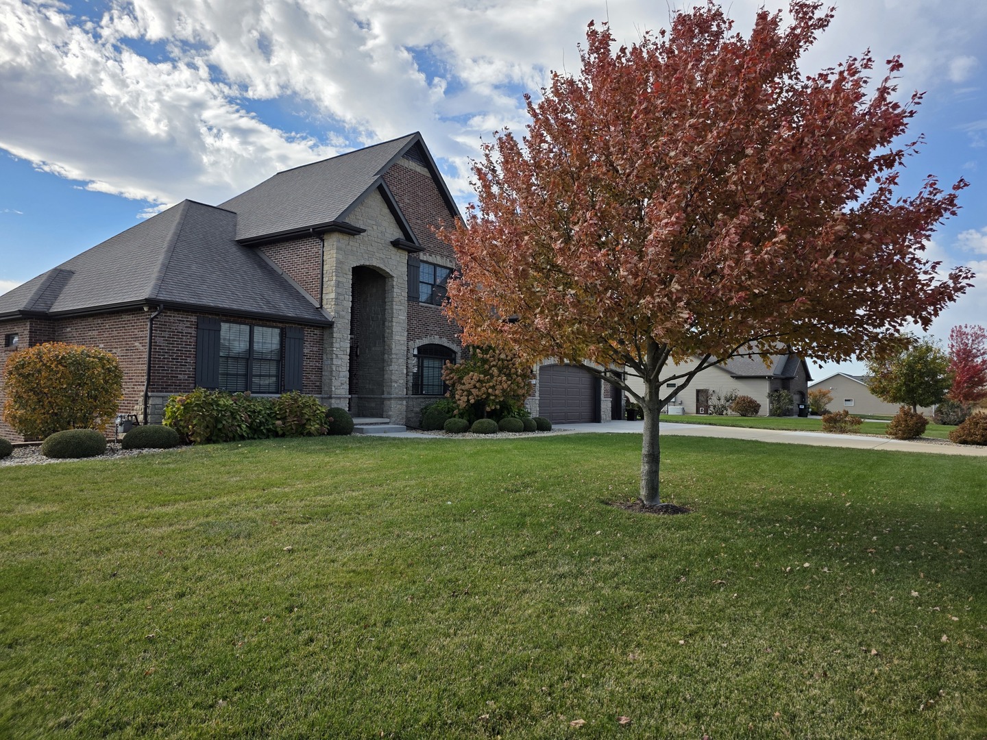 5th image of 9667 Crossbow Dr N, Bloomington, IL 61705 | MLS# 12500417