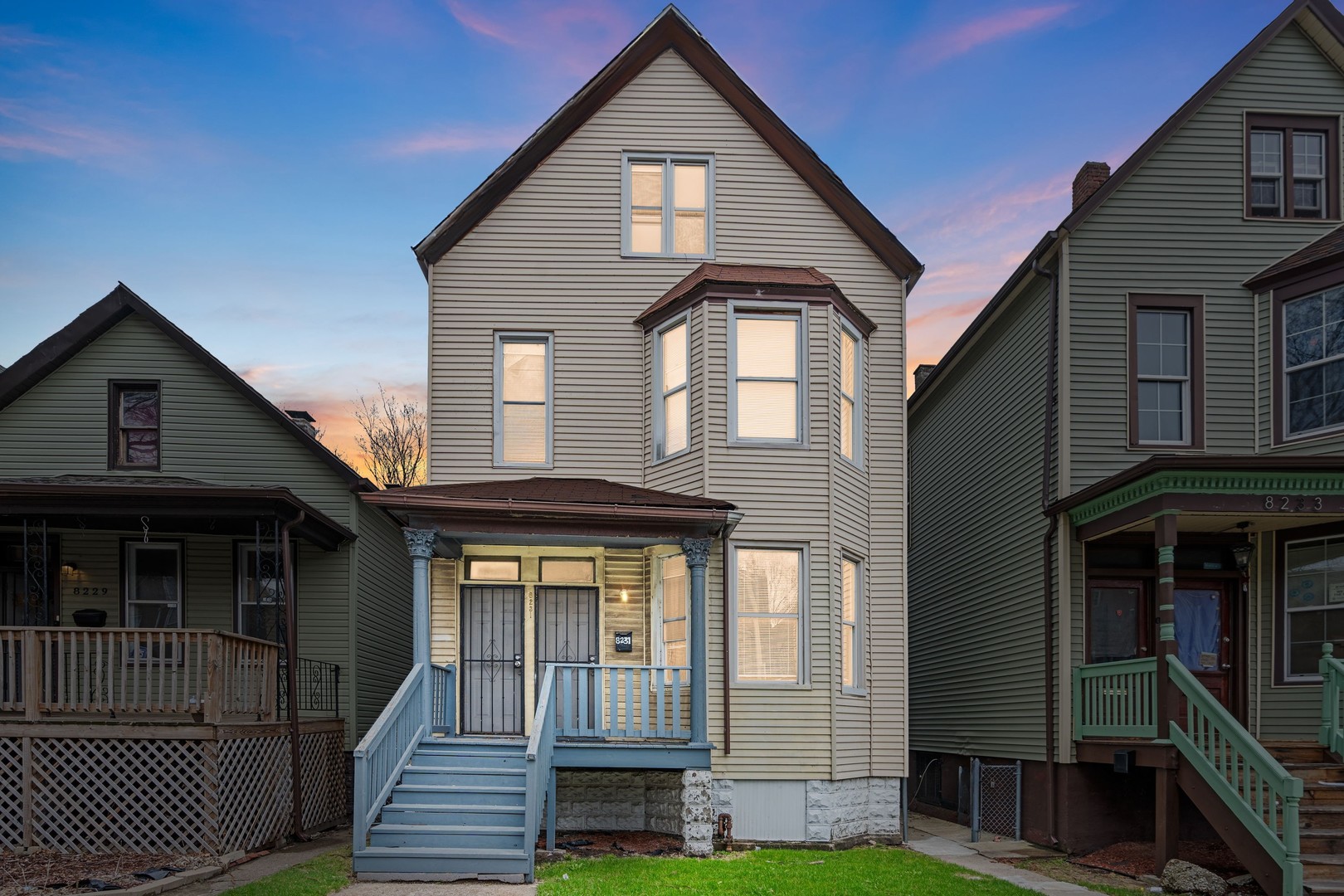 16th image of 8231 S Coles Ave, Chicago, IL 60617 | MLS# 12509442