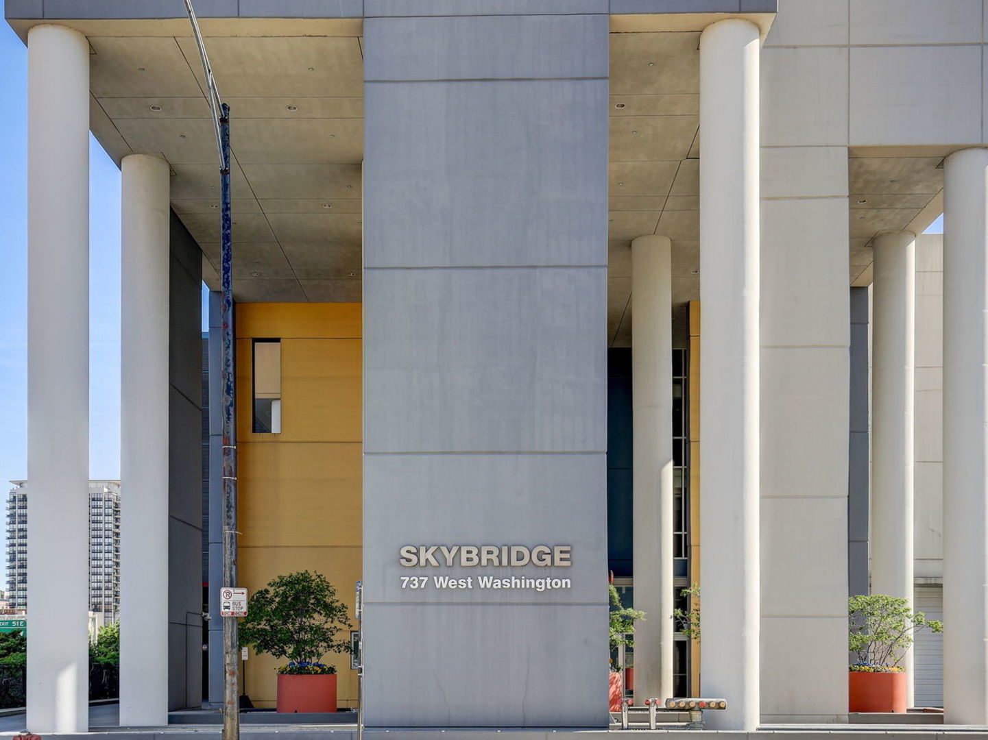 Homes for sale in Chicago, IL | 737 W Washington Blvd #1209, Chicago, IL 60661 | MLS# 12509469