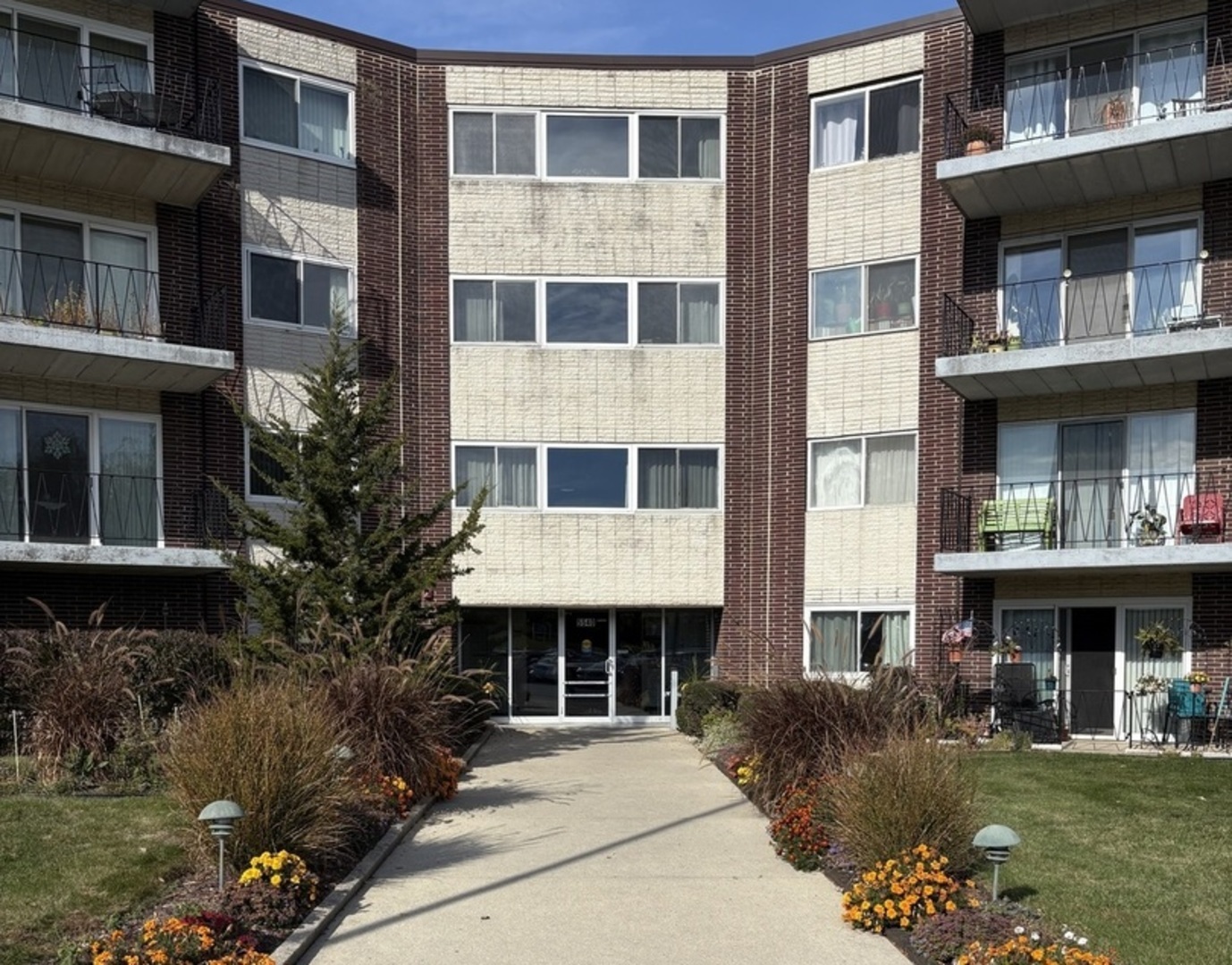 Homes for sale in Downers Grove, IL | (Undisclosed), Downers Grove, IL 60515 | MLS# 12510802