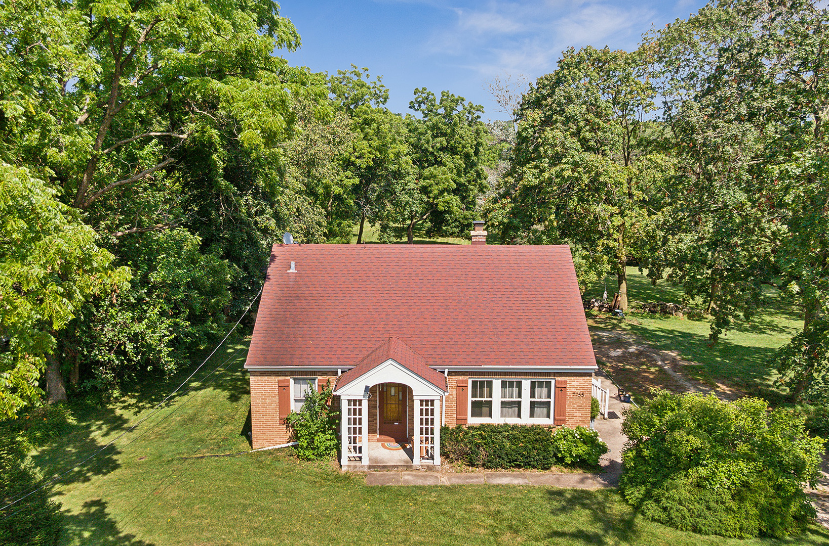 Homes for sale in La Grange, IL | 7755 Wolf Rd, La Grange, IL 60525 | MLS# 12511290