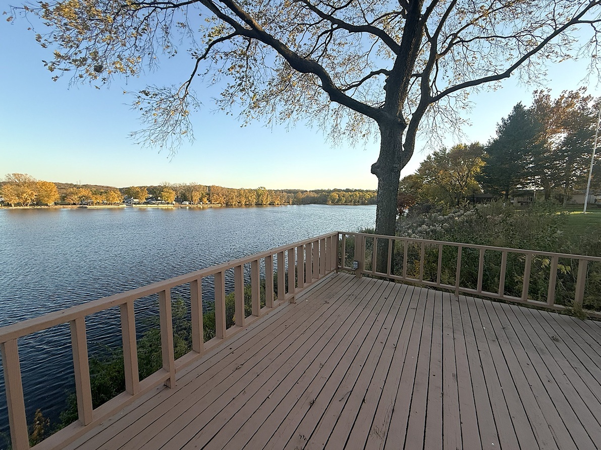 Homes for sale in Dixon, IL | 1432 Eustace Dr, Dixon, IL 61021 | MLS# 12511688