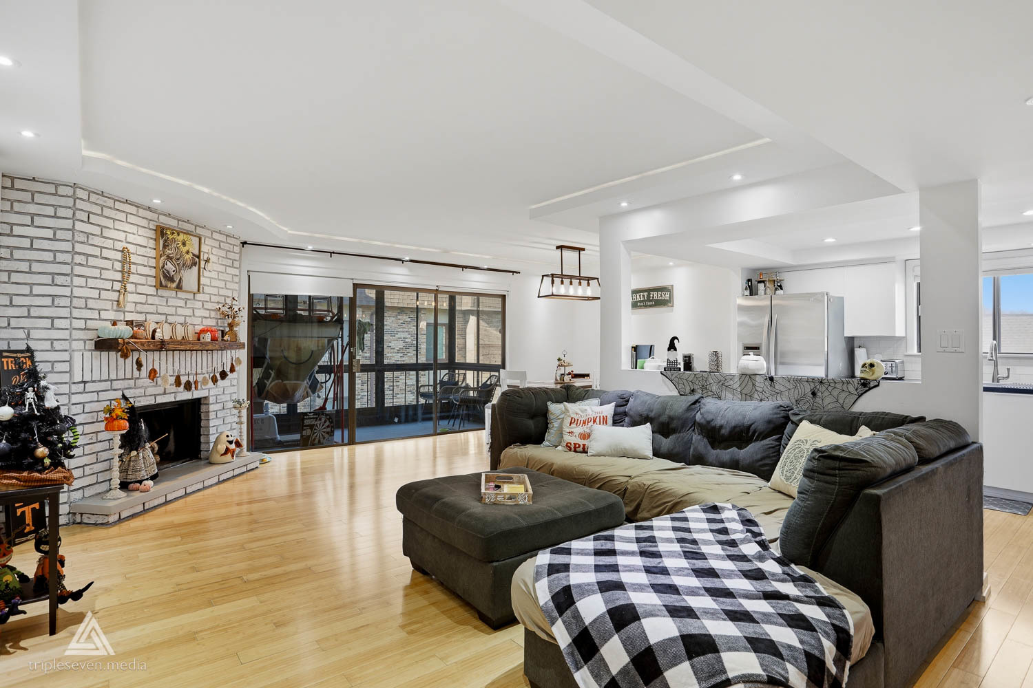 Homes for sale in Palos Hills, IL | 9180 South Rd #D, Palos Hills, IL 60465 | MLS# 12512044