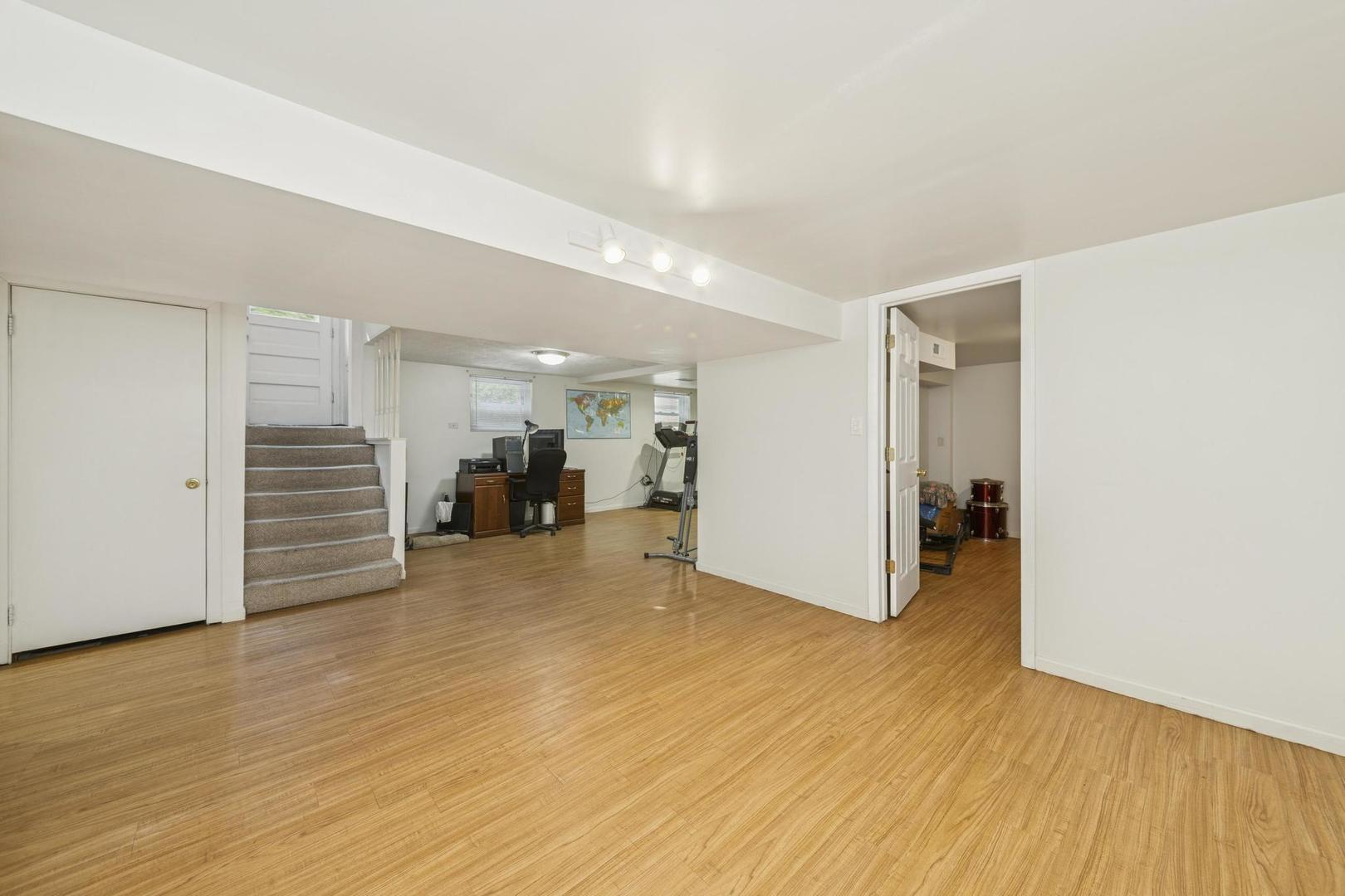 Homes for sale in Lincolnwood, IL | 6433 N Drake Ave, Lincolnwood, IL 60712 | MLS# 12512058