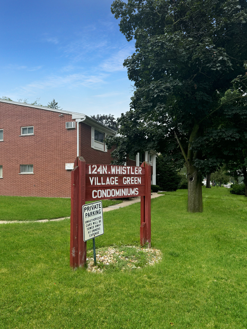 Homes for sale in Freeport, IL | 124 N Whistler Ave #B8, Freeport, IL 61032 | MLS# 12518257