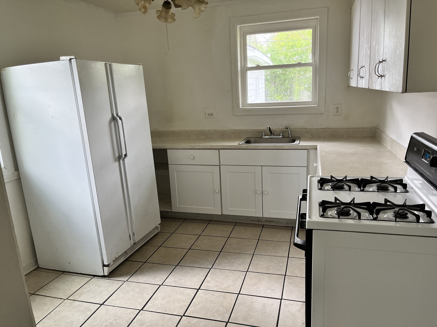 3rd image of 335 Manitowac St, Park Forest, IL 60466 | MLS# 12519666