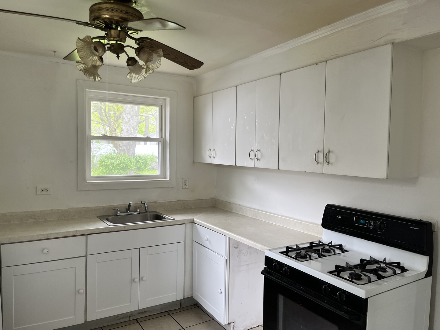 2nd image of 335 Manitowac St, Park Forest, IL 60466 | MLS# 12519666