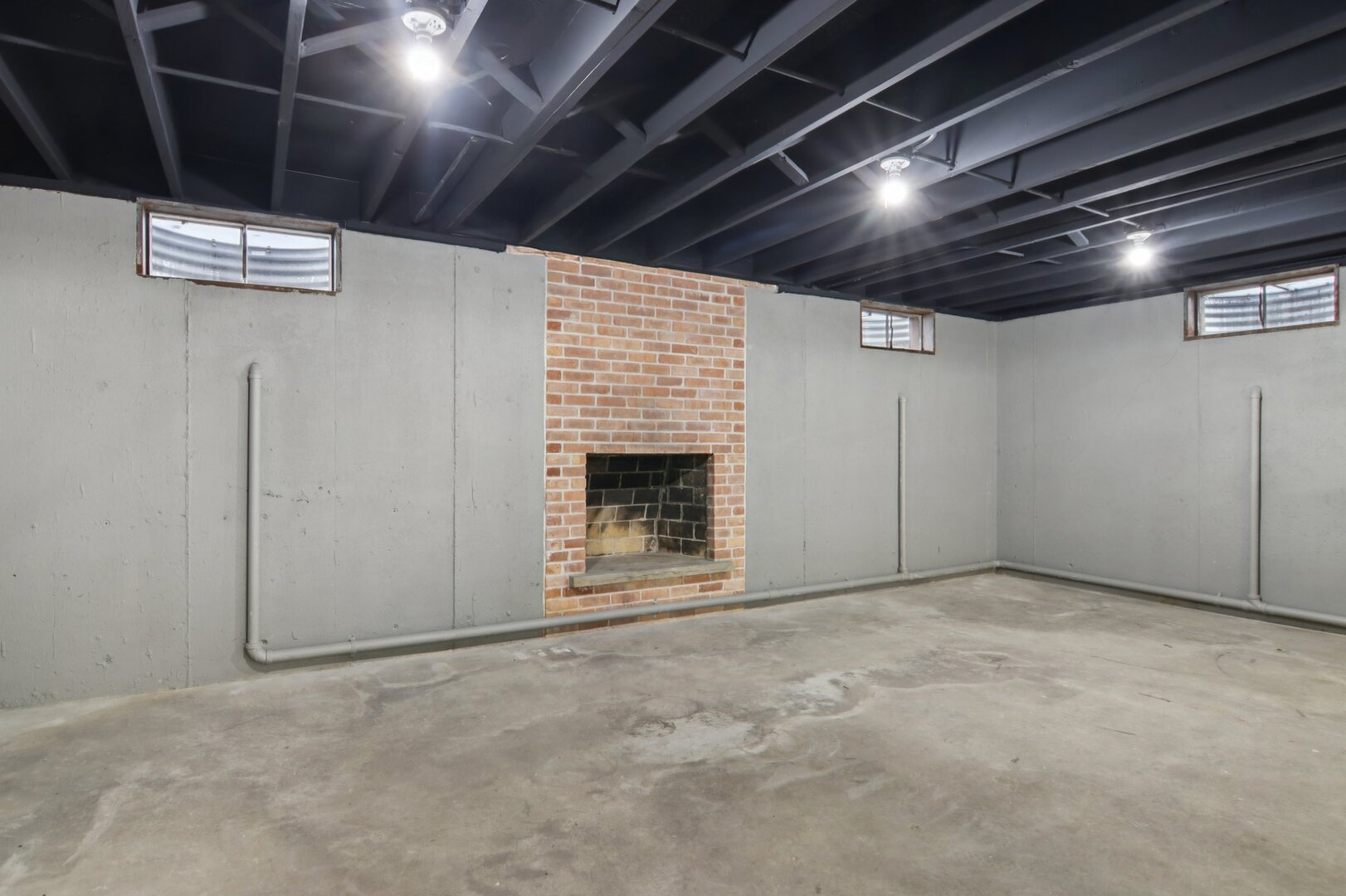 Homes for sale in Libertyville, IL | 15105 W Rockland Rd, Libertyville, IL 60048 | MLS# 12520239