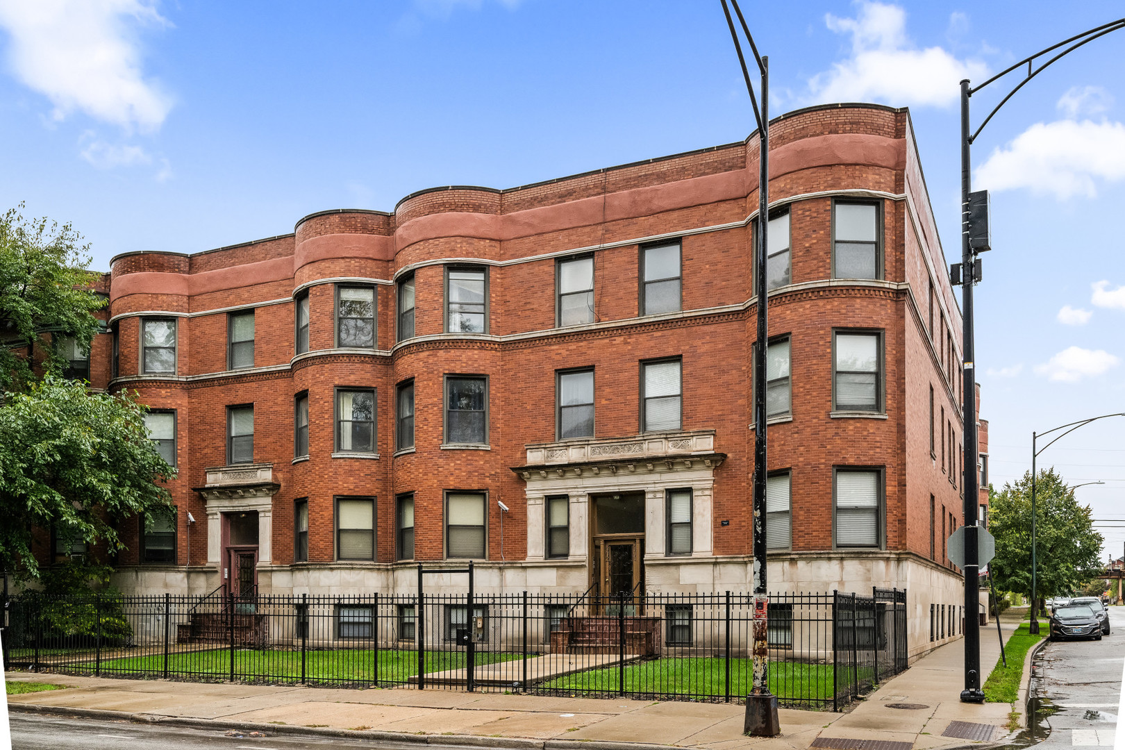 Homes for sale in Chicago, IL | 5906 S King Dr S #A3, Chicago, IL 60637 | MLS# 12522768