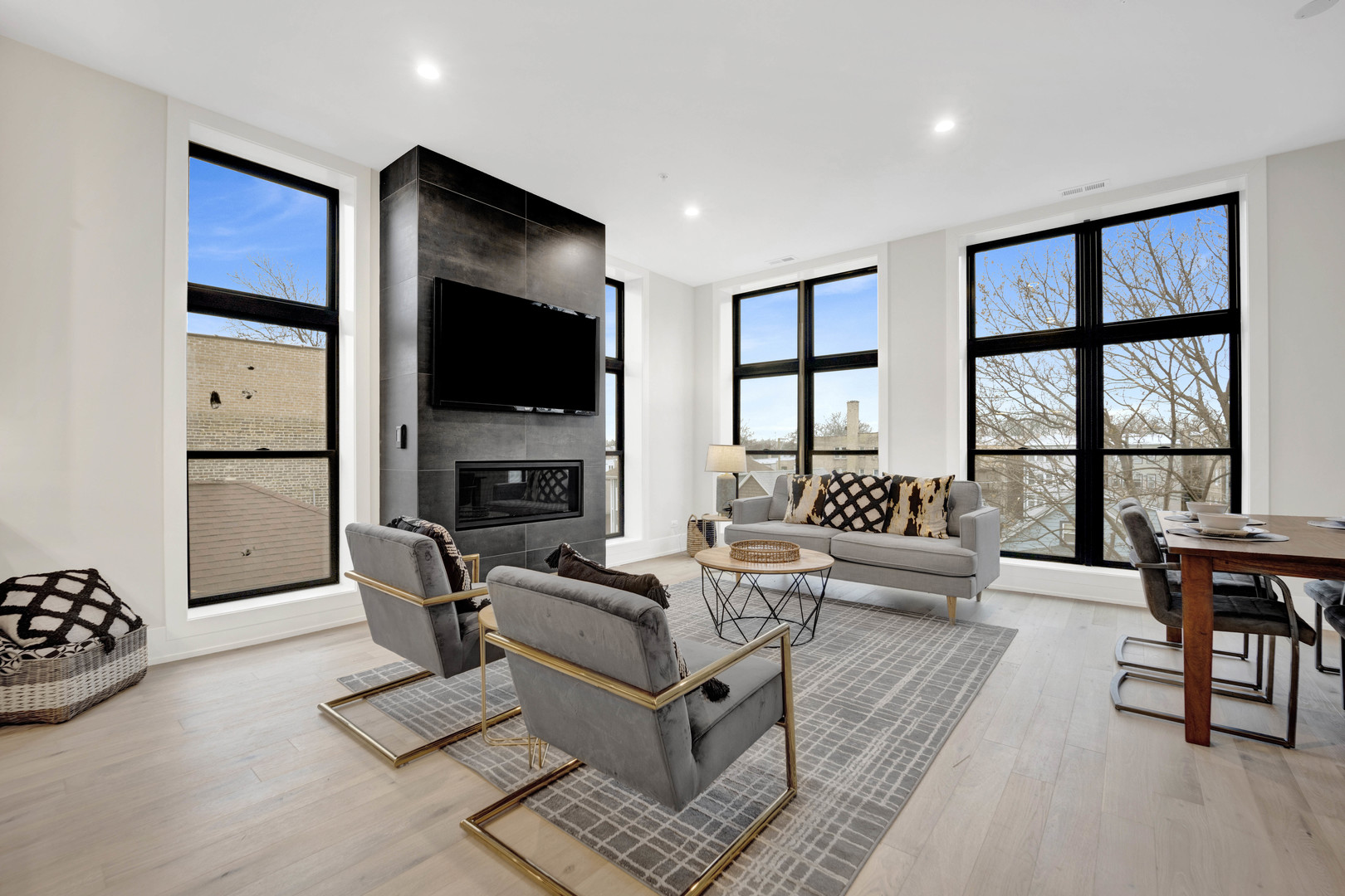 Homes for sale in Chicago, IL | 4353 N Richmond Ave #2S, Chicago, IL 60618 | MLS# 12525658