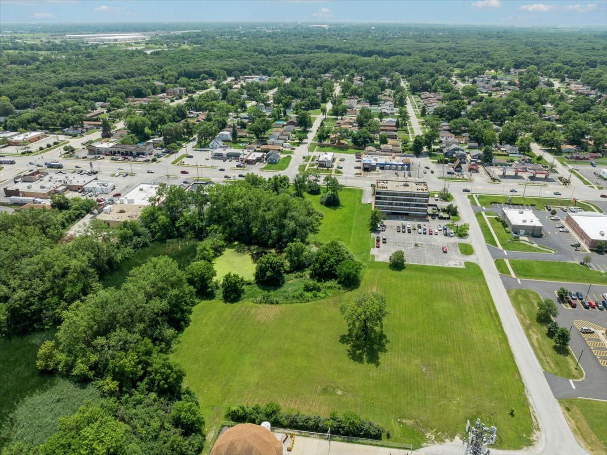3rd image of 5310 W 159Th St, Oak Forest, IL 60452 | MLS# 12526477