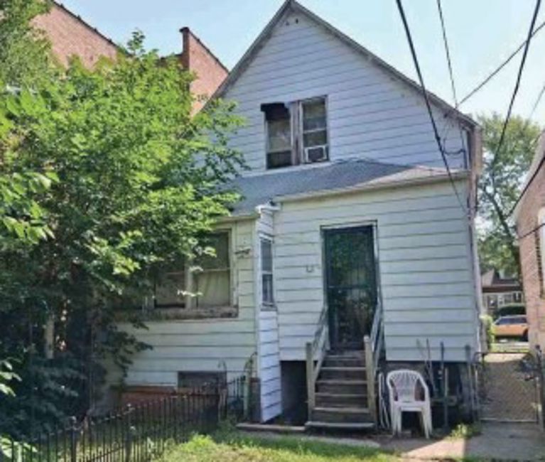 3rd image of 7726 S Langley Ave, Chicago, IL 60619 | MLS# 12527628