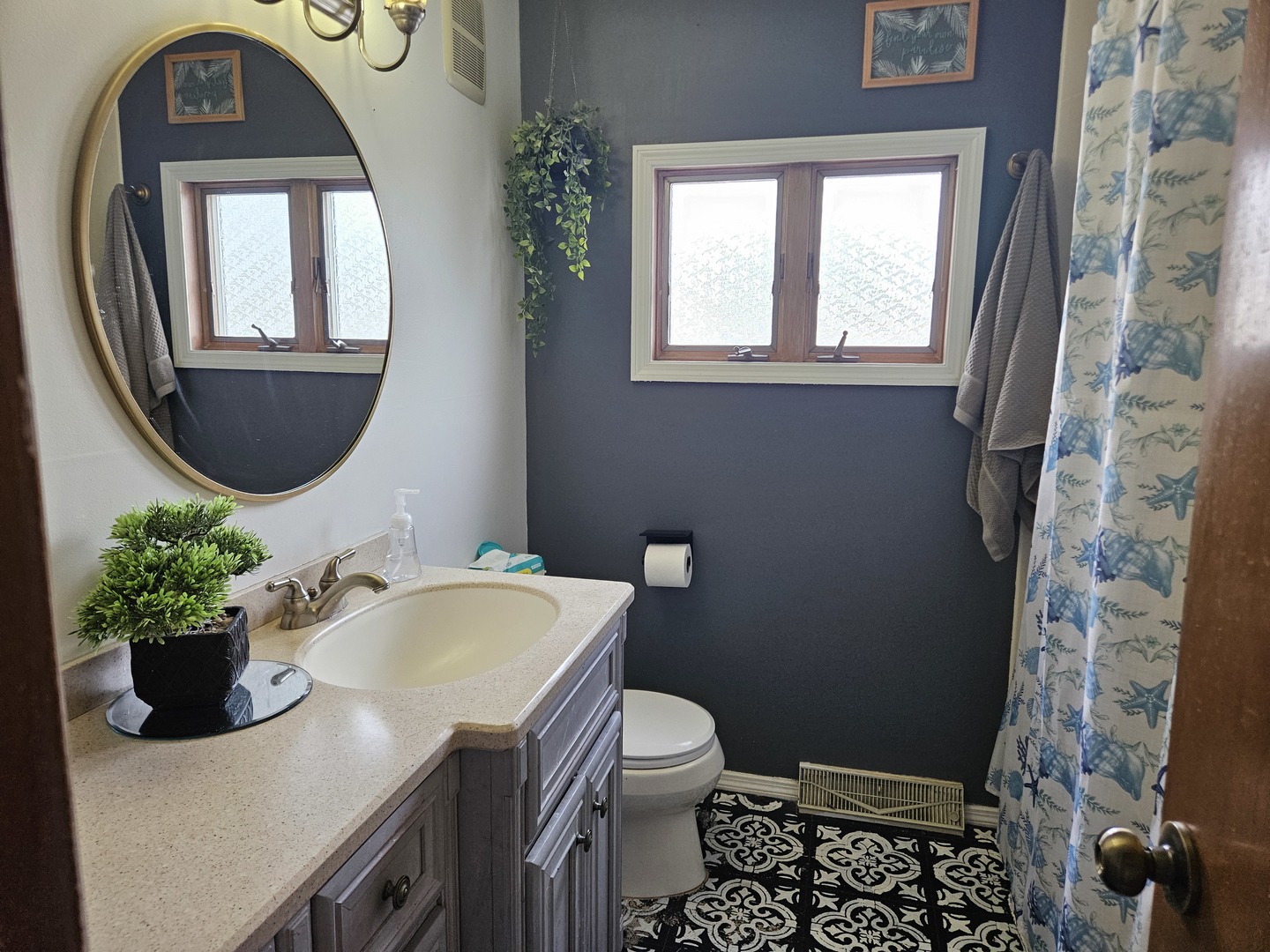 Homes for sale in Chicago Heights, IL | 172 N Floyd Ln, Chicago Heights, IL 60411 | MLS# 12528491