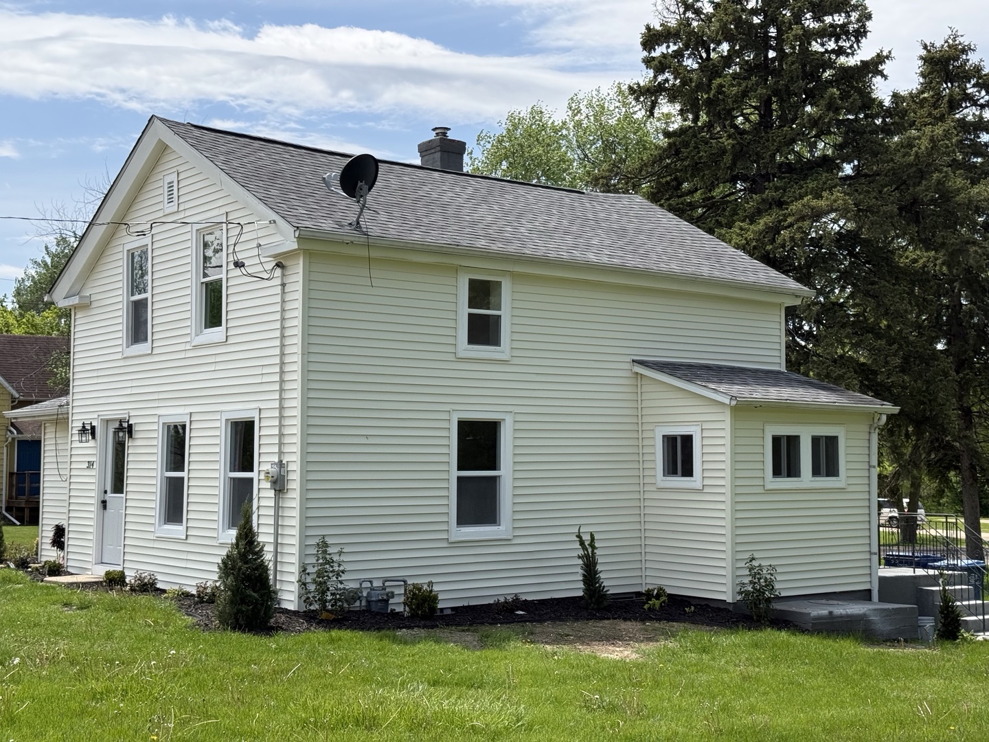 Homes for sale in Granville, IL | 314 S High St, Granville, IL 61326 | MLS# 12528562
