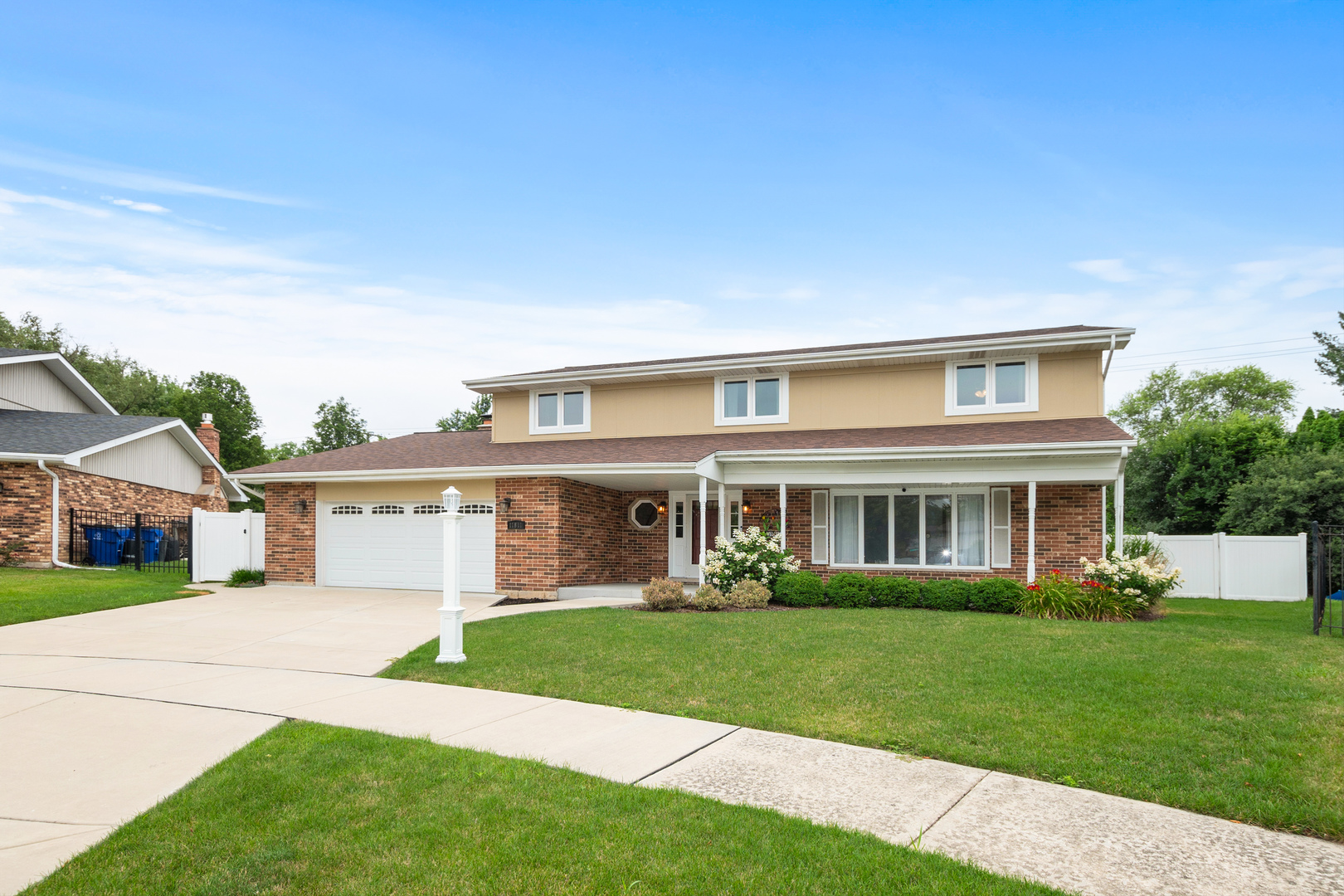 Homes for sale in Orland Park, IL | 11811 Old Spanish Trl, Orland Park, IL 60467 | MLS# 12529238