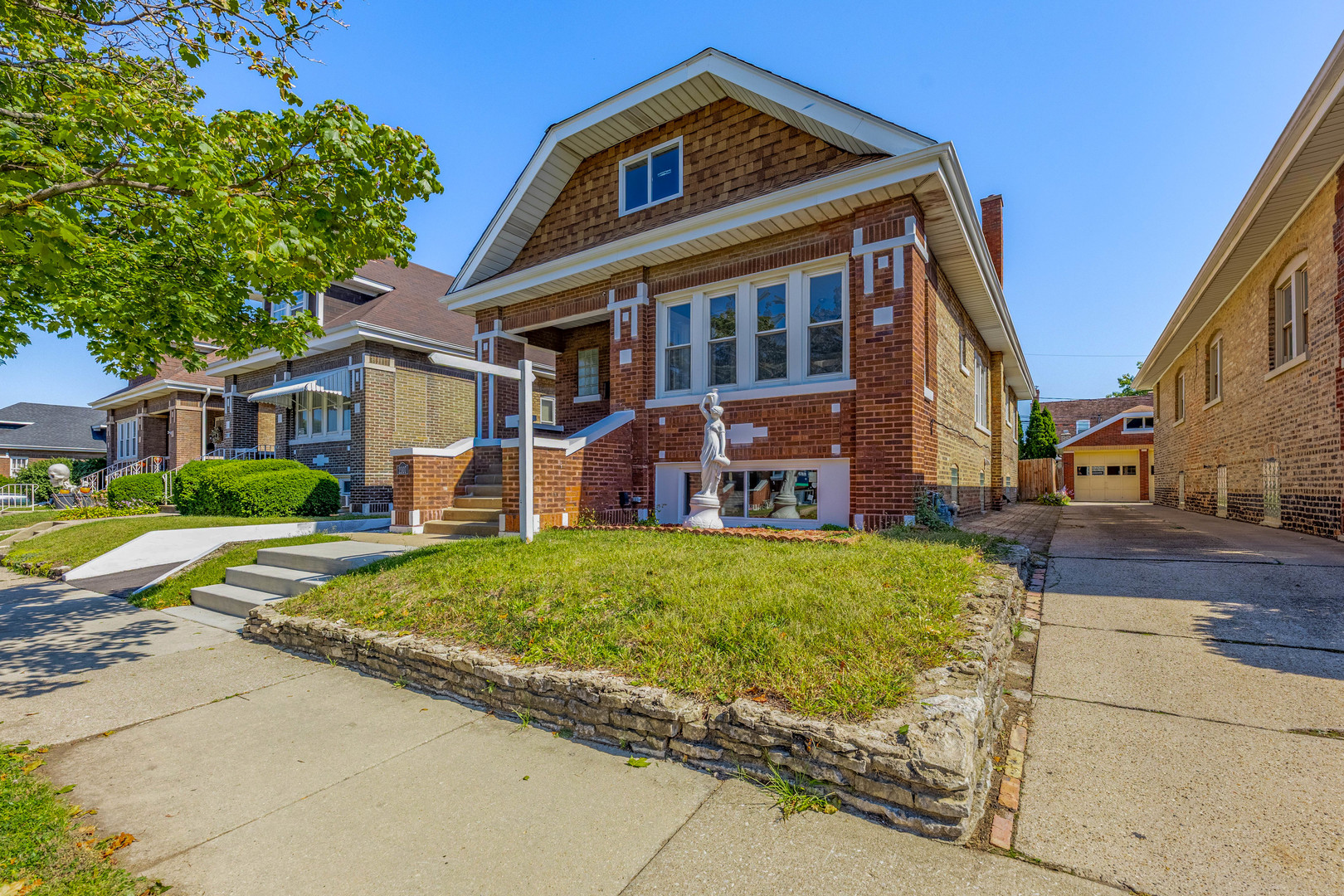 Homes for sale in Berwyn, IL | 2107 East Ave, Berwyn, IL 60402 | MLS# 12529703