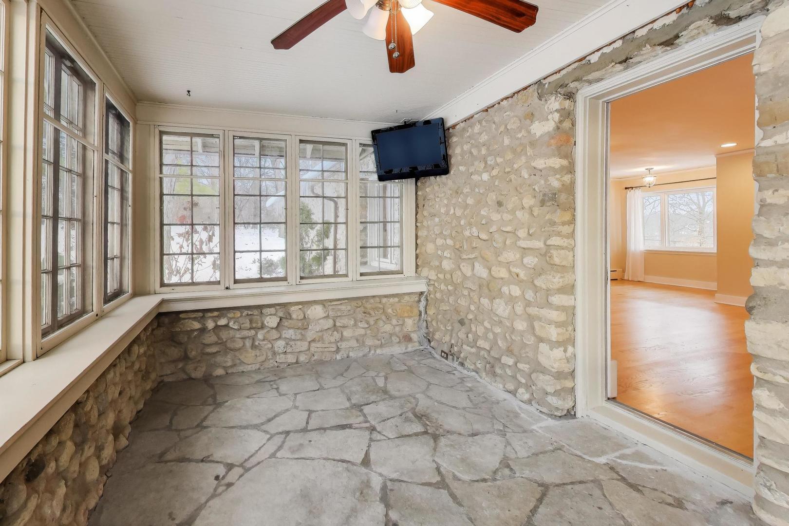 Homes for sale in North Barrington, IL | 205 Orchard Rd, North Barrington, IL 60010 | MLS# 12531077