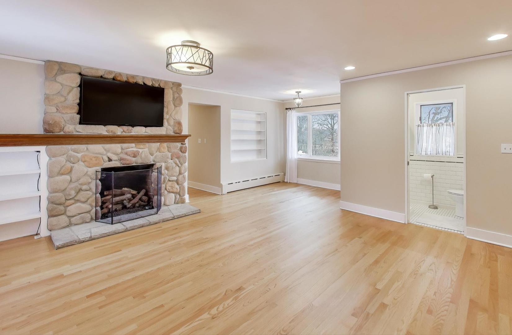 Homes for sale in North Barrington, IL | 205 Orchard Rd, North Barrington, IL 60010 | MLS# 12531077