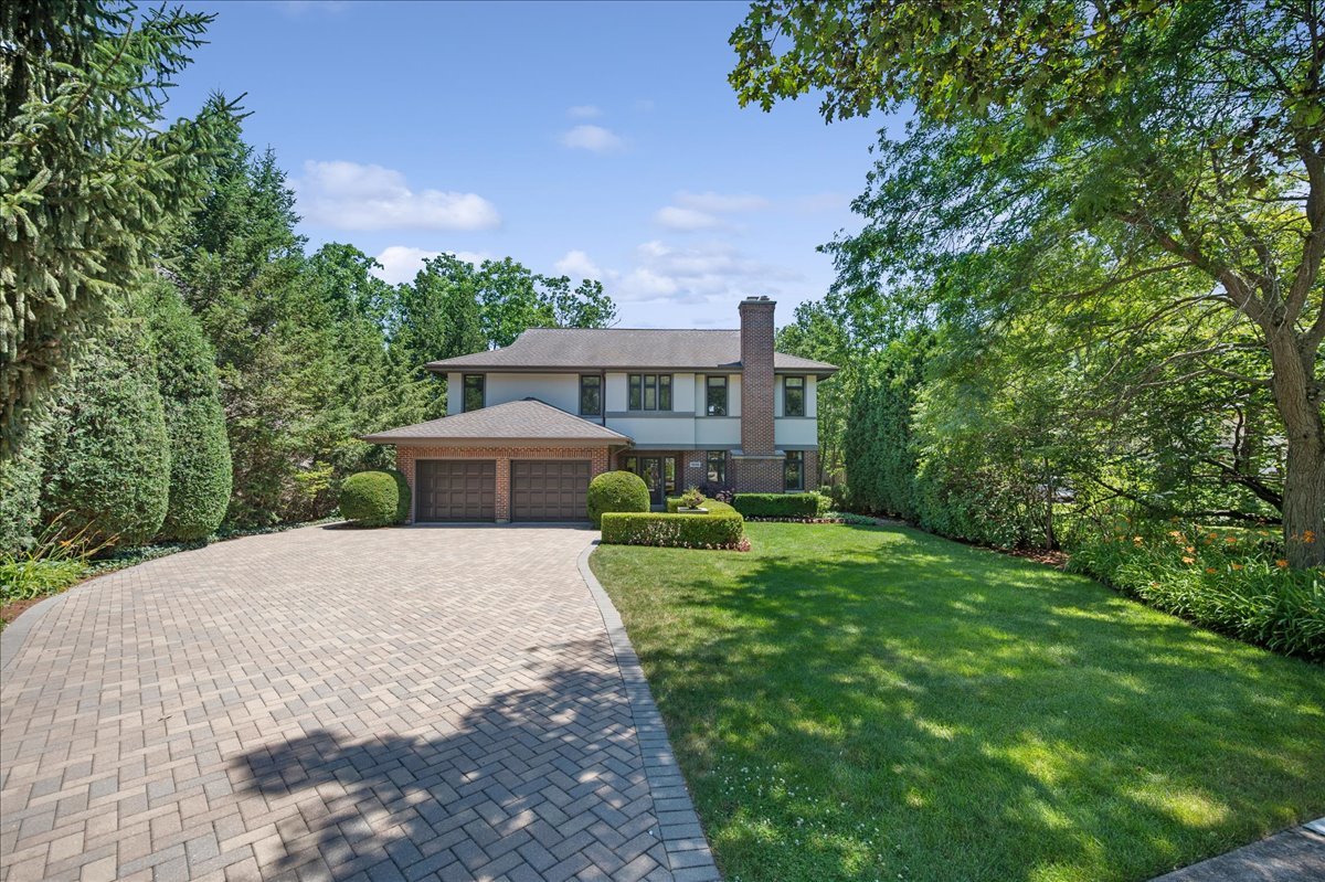 2nd image of 1035 Meadow Rd, Glencoe, IL 60022 | MLS# 12531326