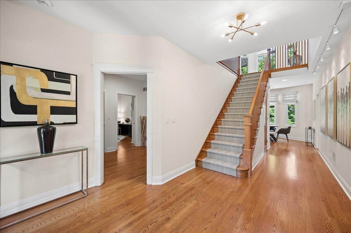 5th image of 1035 Meadow Rd, Glencoe, IL 60022 | MLS# 12531326