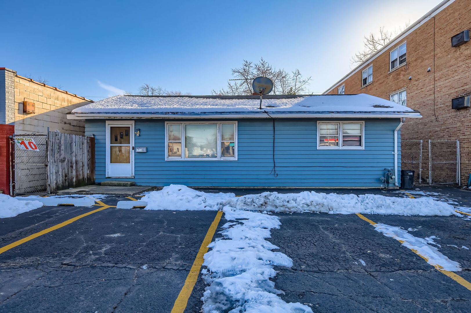 Homes for sale in Northlake, IL | 305 1/2 E North Ave, Northlake, IL 60164 | MLS# 12534984