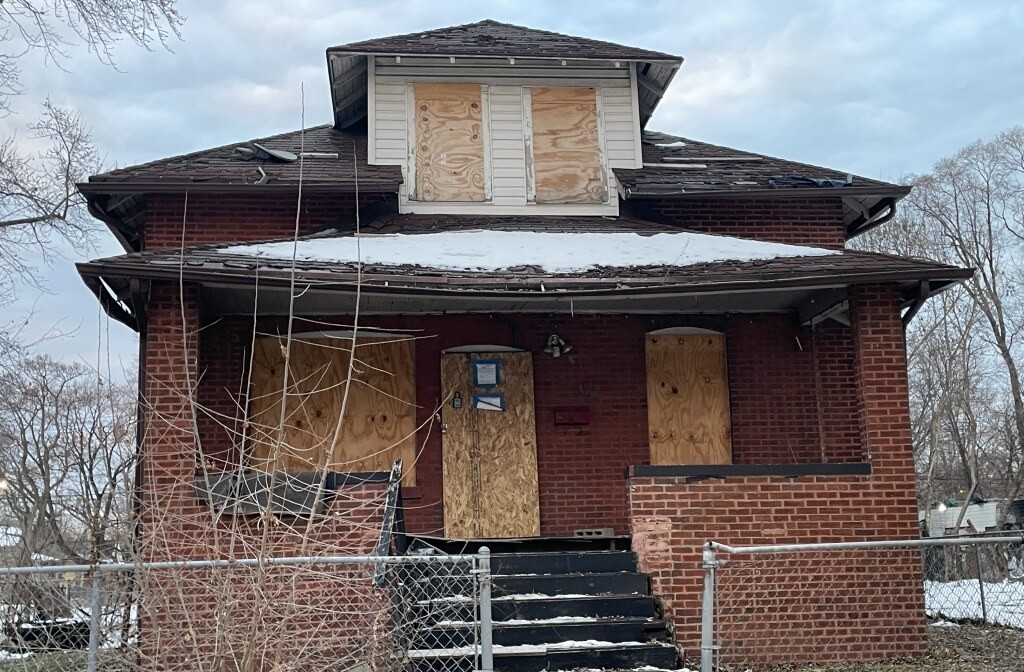 Homes for sale in Chicago, IL | 302 E 134Th St, Chicago, IL 60827 | MLS# 12535005