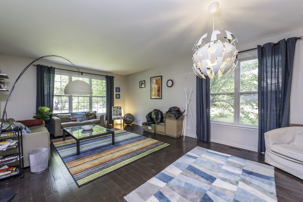 2nd image of 3252 Victoria Ln, Waukegan, IL 60087 | MLS# 12540021