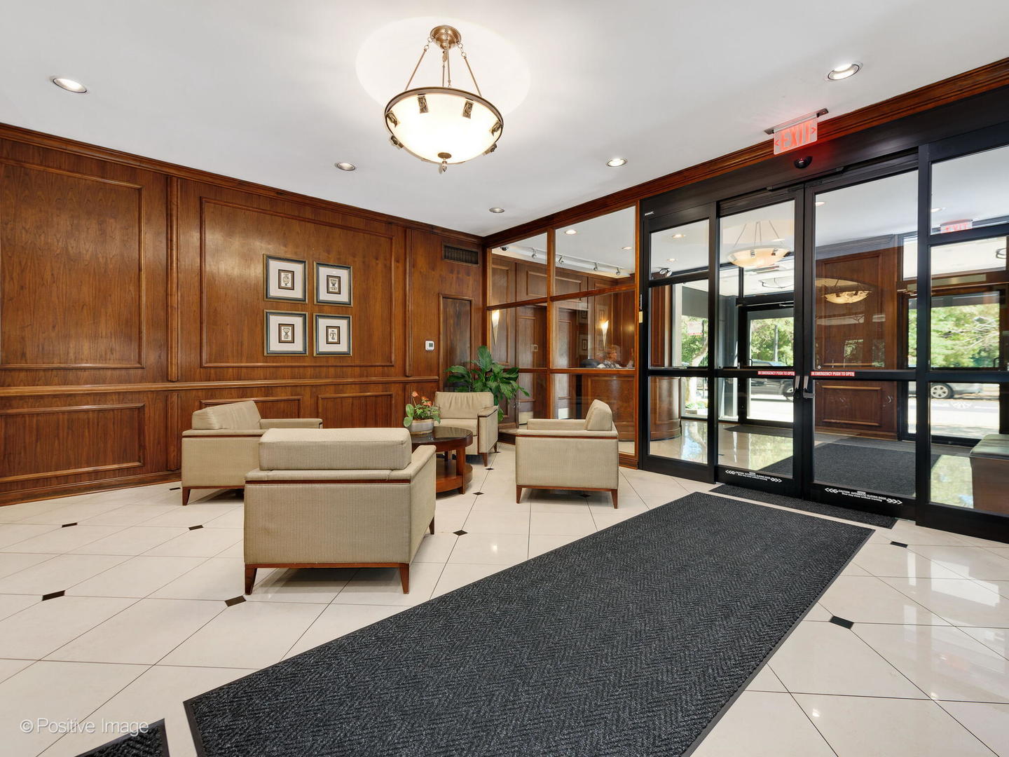 Homes for sale in Chicago, IL | 2100 N Lincoln Park West #5FN, Chicago, IL 60614 | MLS# 12545573