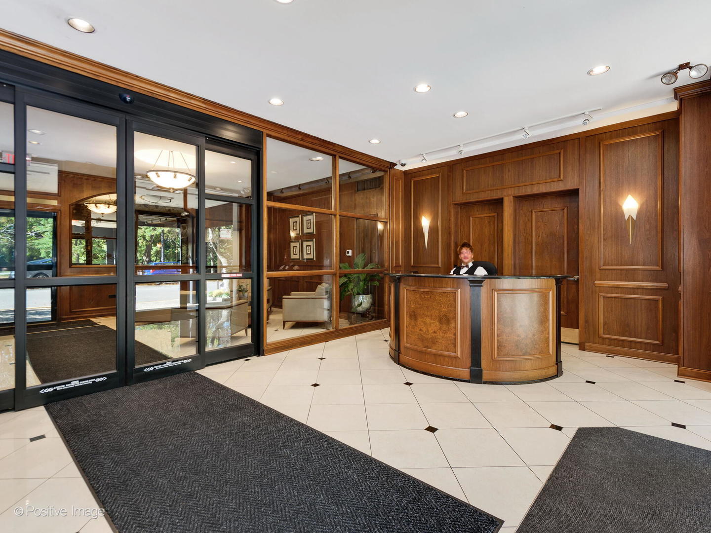 Homes for sale in Chicago, IL | 2100 N Lincoln Park West #5FN, Chicago, IL 60614 | MLS# 12545573