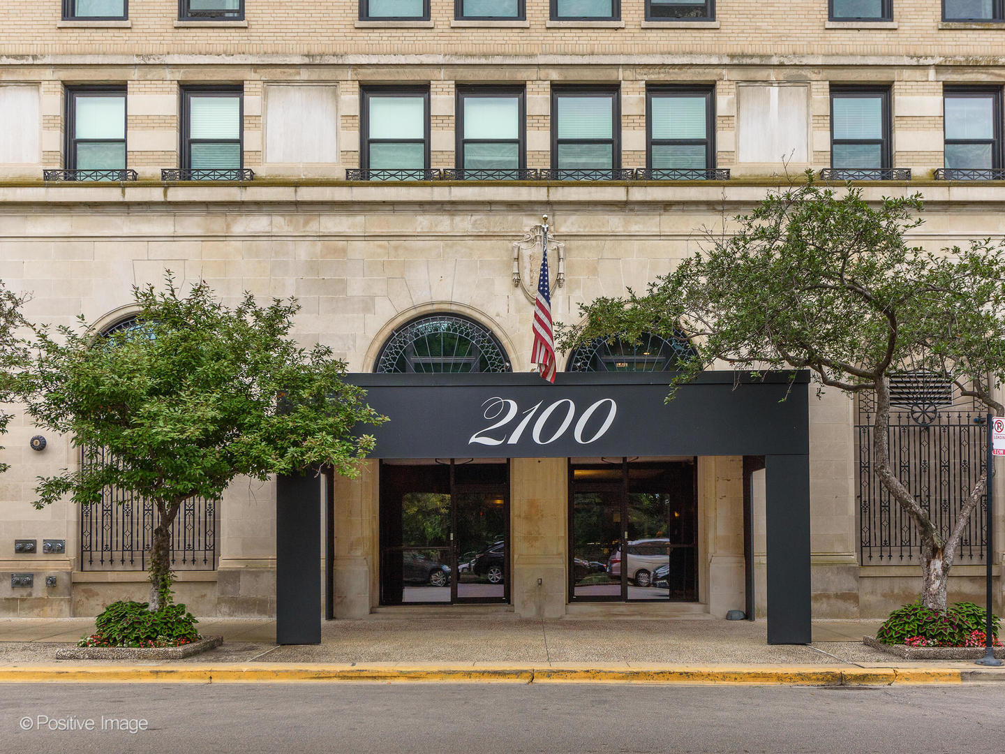 Homes for sale in Chicago, IL | 2100 N Lincoln Park West #5FN, Chicago, IL 60614 | MLS# 12545573