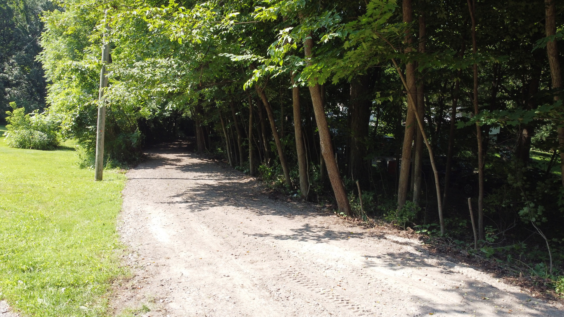 3rd image of 35W247 Fox River Dr, St. Charles, IL 60174 | MLS# 12546412