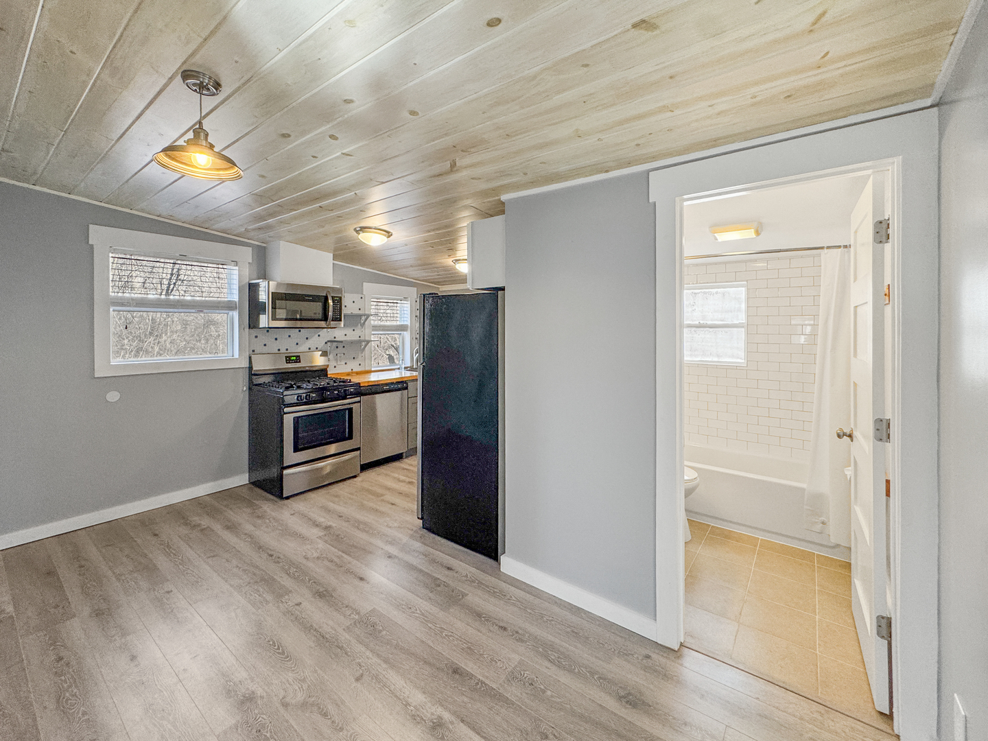 Homes for sale in Utica, IL | 200 E Grove St, Utica, IL 61373 | MLS# 12547266