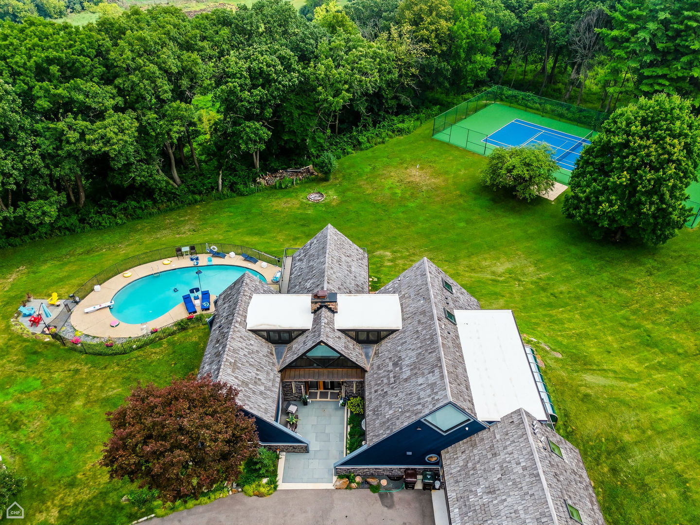 5th image of 367 Overlook Rd, Barrington, IL 60010 | MLS# 12547600