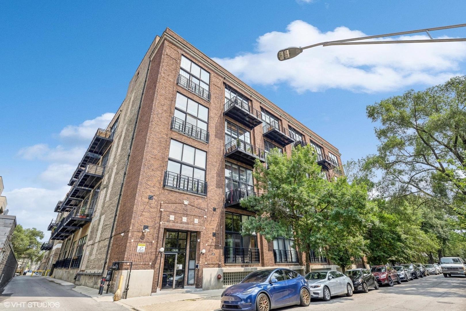 Homes for sale in Chicago, IL | 1935 N Fairfield Ave #203, Chicago, IL 60647 | MLS# 12549037