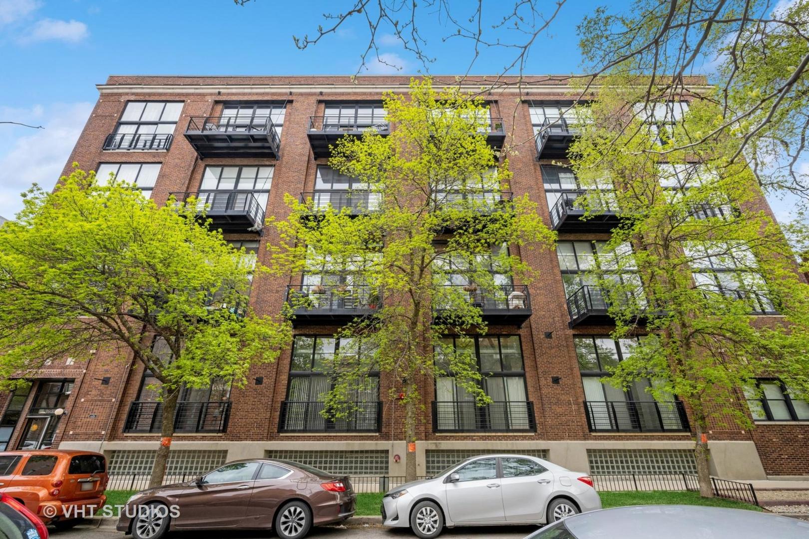 Homes for sale in Chicago, IL | 1935 N Fairfield Ave #203, Chicago, IL 60647 | MLS# 12549037