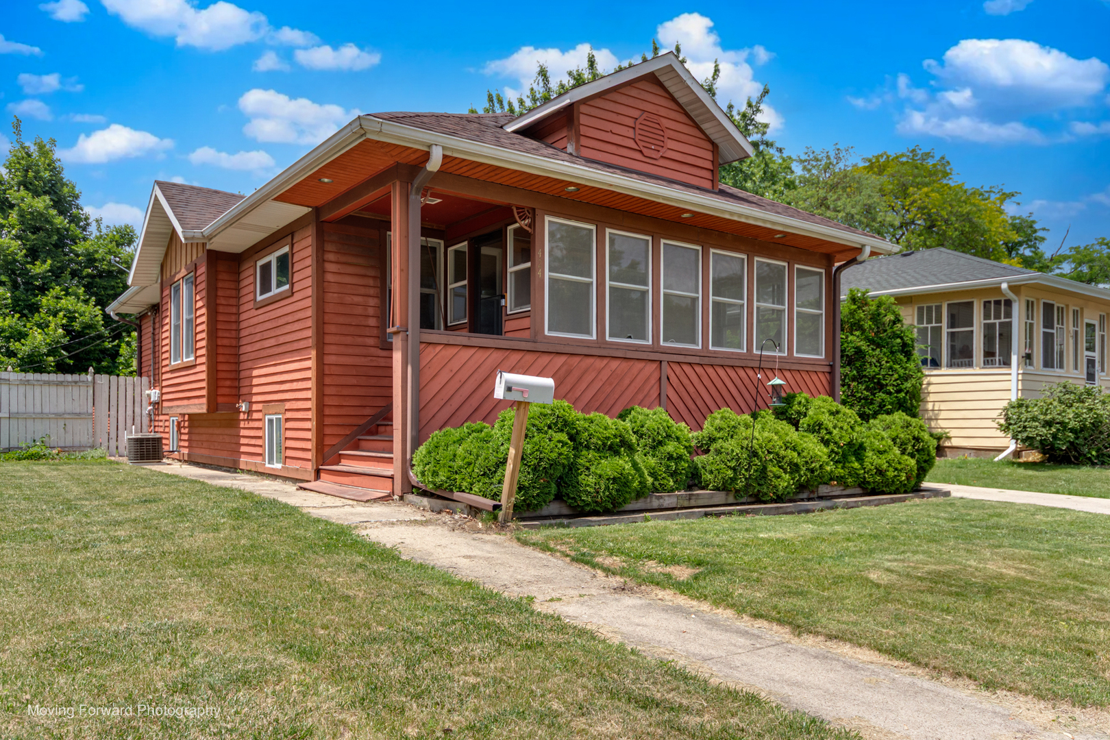 Homes for sale in Lombard, IL | 424 S Grace St, Lombard, IL 60148 | MLS# 12550218