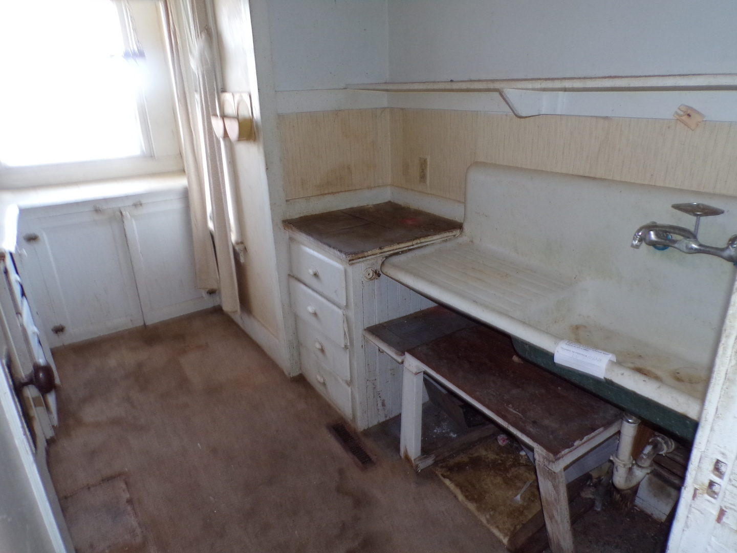 Homes for sale in Coal Valley, IL | 808 E 3Rd Ave, Coal Valley, IL 61240 | MLS# 12551675