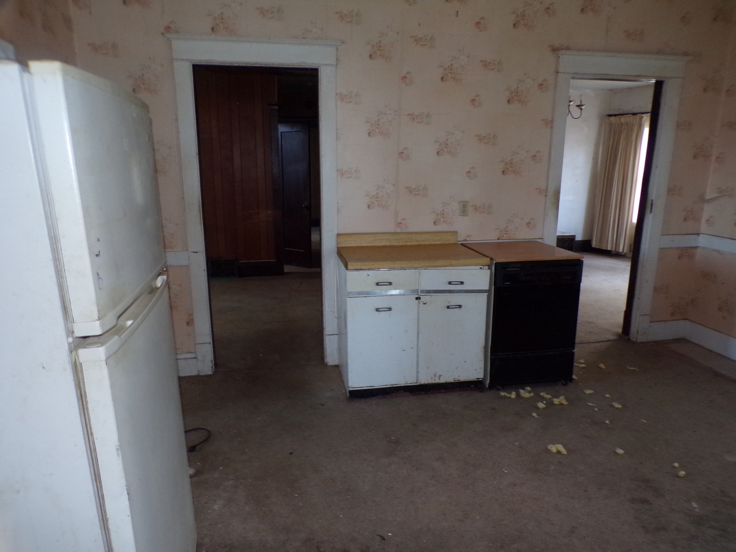 Homes for sale in Coal Valley, IL | 808 E 3Rd Ave, Coal Valley, IL 61240 | MLS# 12551675