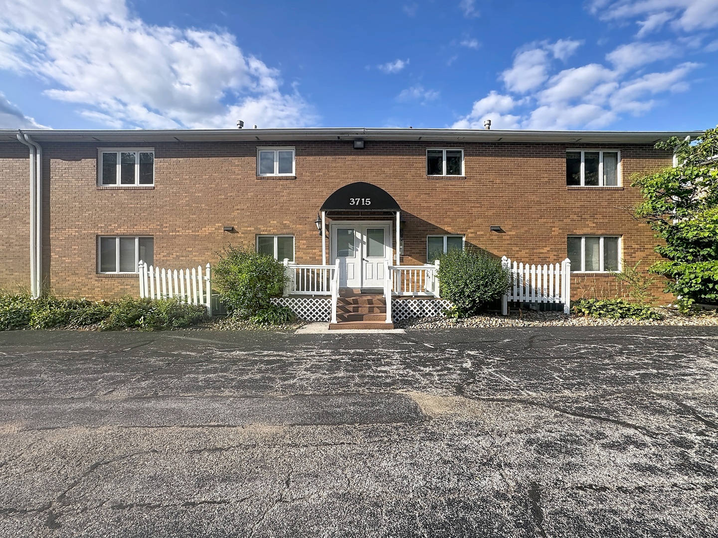 1st image of 3715 35th St #3, Moline, IL 61265 | MLS# 12553008