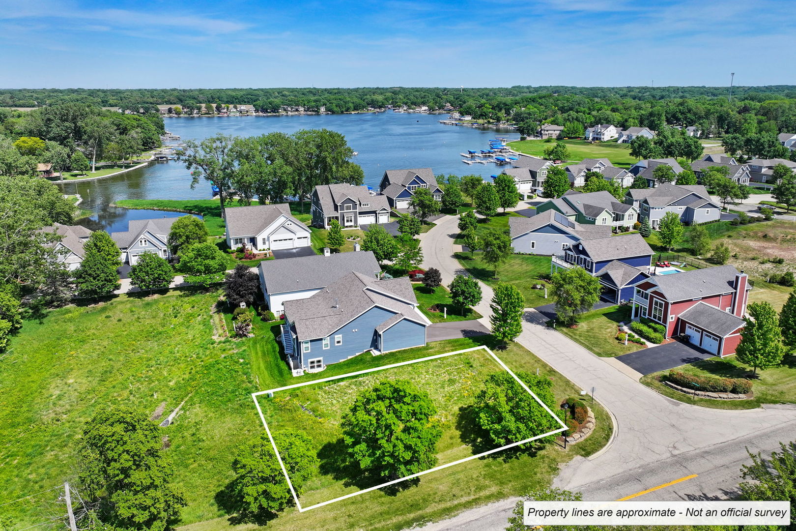 Homes for sale in Antioch, IL | 40729 N North Newport Dr, Antioch, IL 60002 | MLS# 12555108