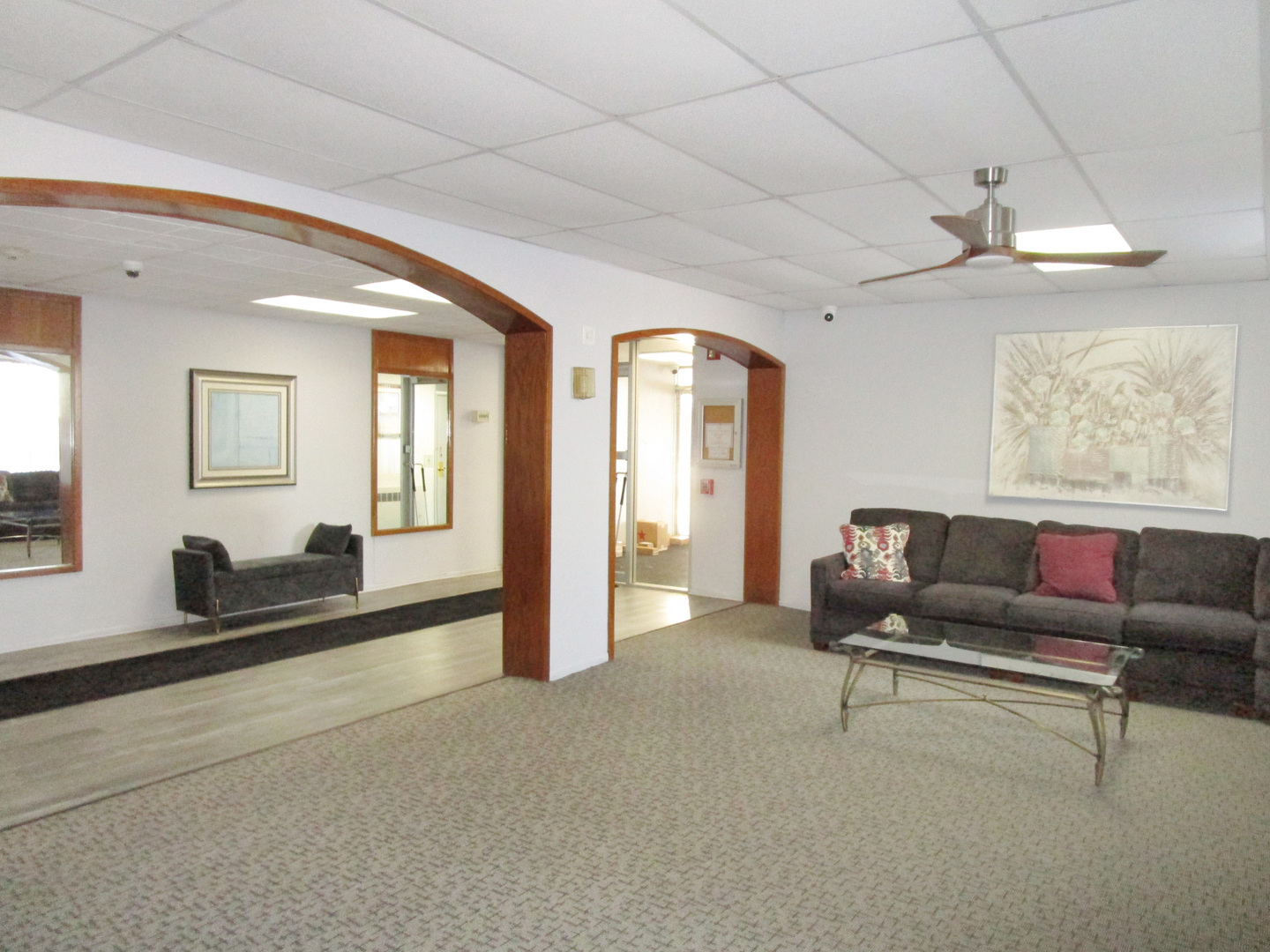Homes for sale in Lombard, IL | 1301 S Finley Rd #417, Lombard, IL 60148 | MLS# 12555620