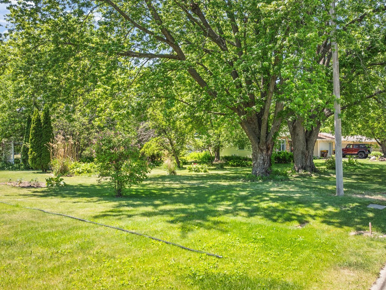 Homes for sale in Rockford, IL | 5398 Crestdale Dr, Rockford, IL 61114 | MLS# 12557040