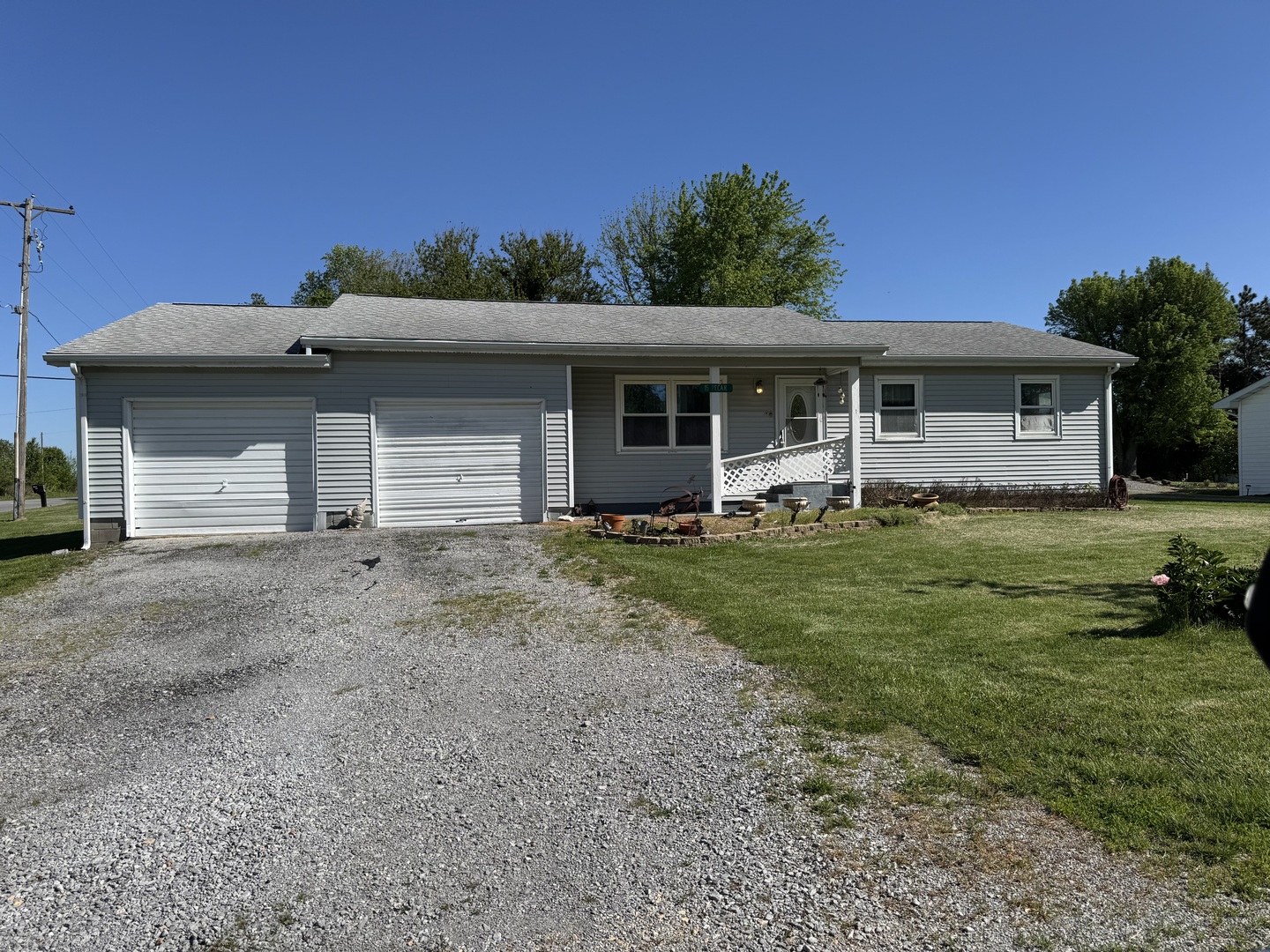 Homes for sale in Alto Pass, IL | 15 Pecan St, Alto Pass, IL 62905 | MLS# 12557214