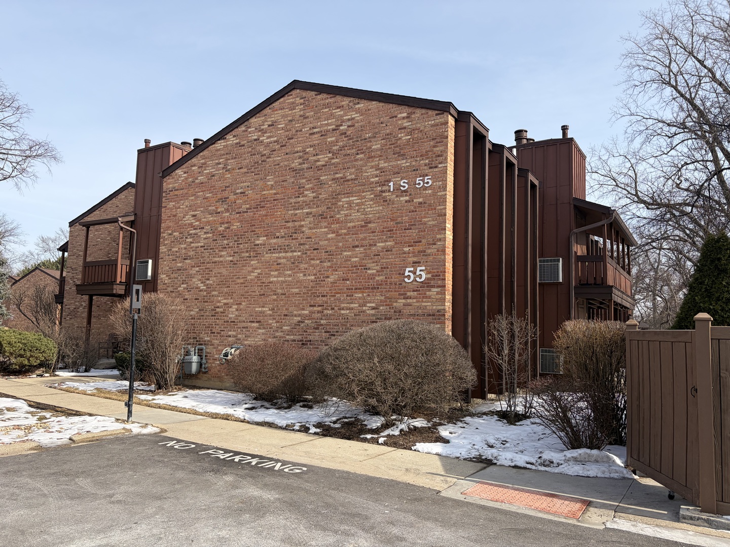 Homes for sale in Oakbrook Terrace, IL | 1S055 Spring Rd #1C, Oakbrook Terrace, IL 60181 | MLS# 12557848