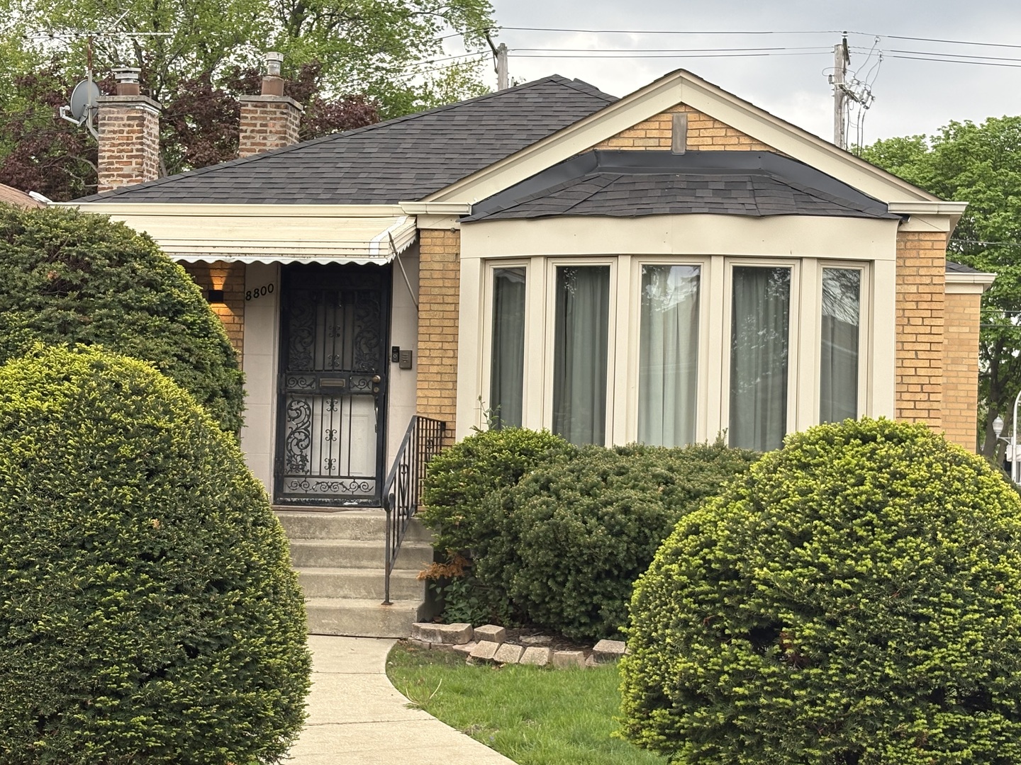 Homes for sale in Chicago, IL | 8800 S Merrill Ave, Chicago, IL 60617 | MLS# 12558601