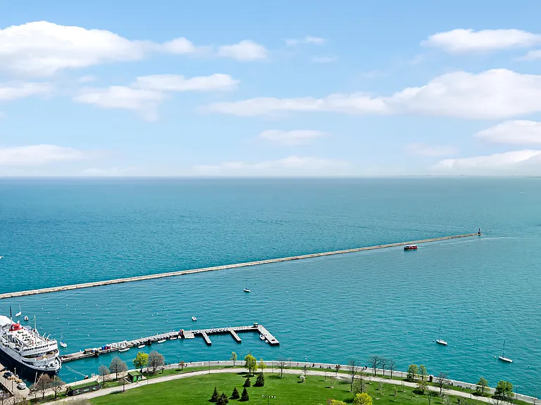 Homes for sale in Chicago, IL | 400 E Randolph St #1210, Chicago, IL 60601 | MLS# 12559688