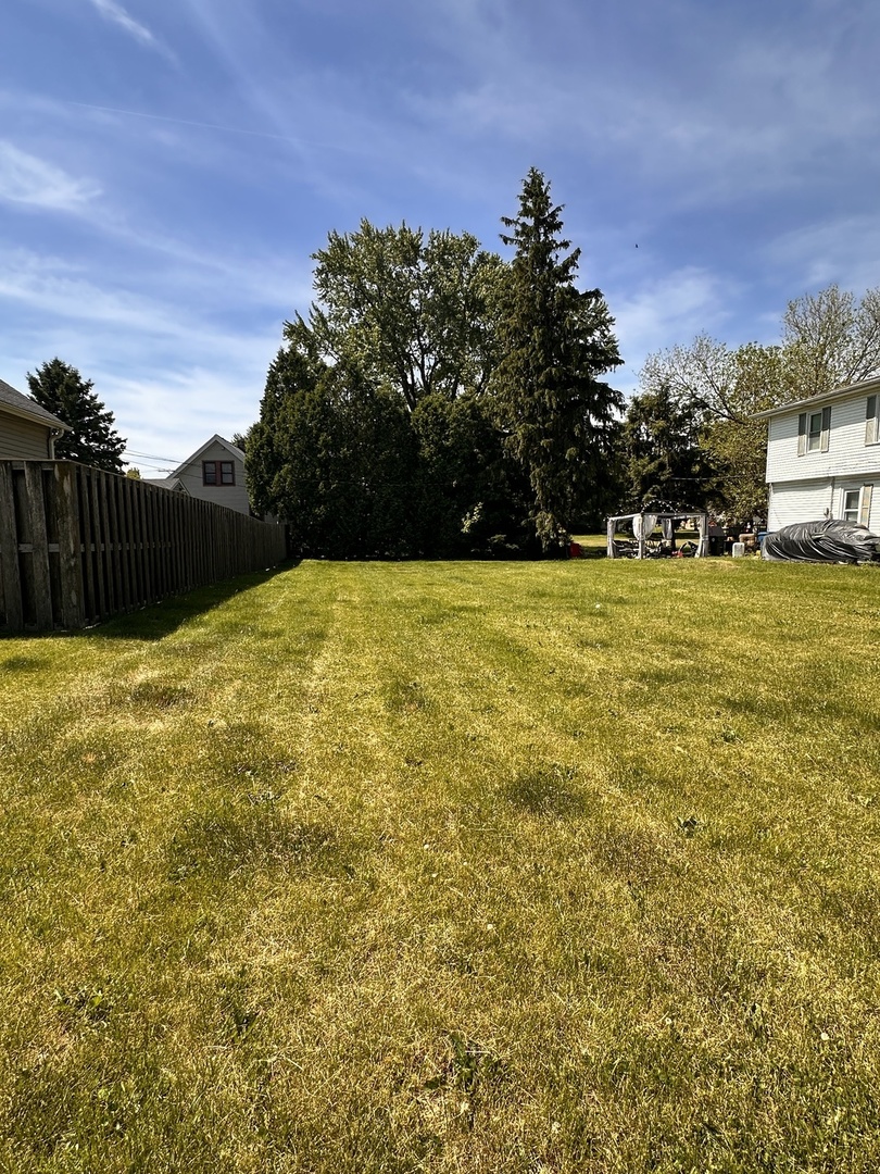 Homes for sale in Hanover Park, IL | 1615 Oak St, Hanover Park, IL 60133 | MLS# 12560231