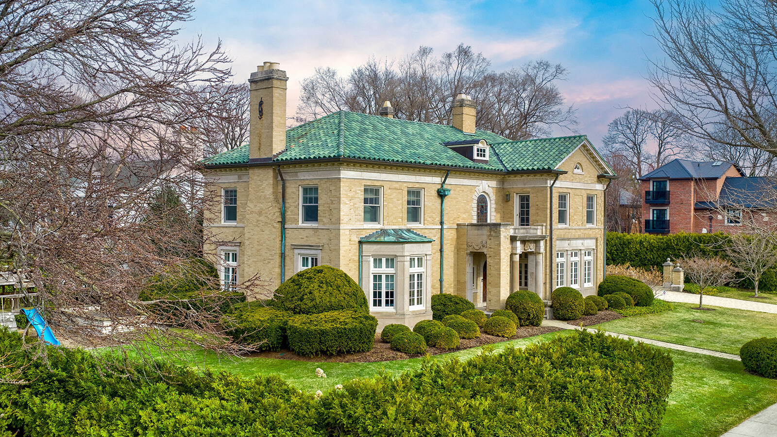 Homes for sale in Kenilworth, IL | 123 Oxford Rd, Kenilworth, IL 60043 | MLS# 12561462